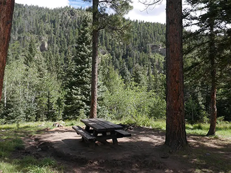 Orilla Verde - Taos Junction Campground