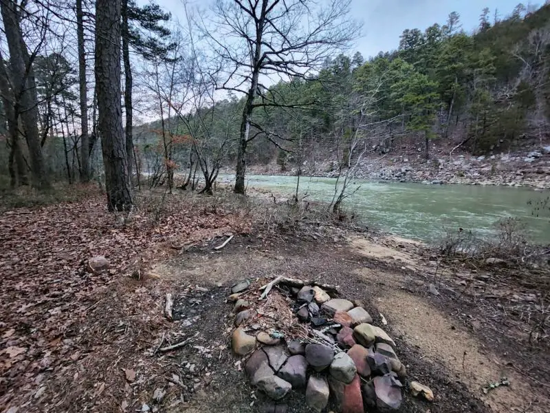 FR849 Long Caney Riverside Campsite - Arkansas Free Camping Area
