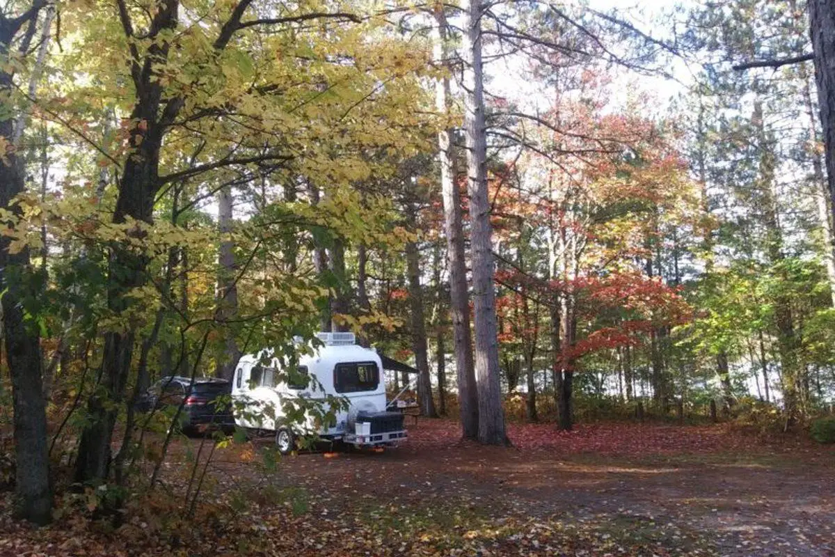 Hovey Lake Boondocking in Wetmore, MI