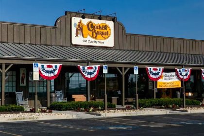 14. Cracker Barrel Boondocking Area Paducah, Kentucky Cracker Barrel Boondocking Area Paducah, Kentucky