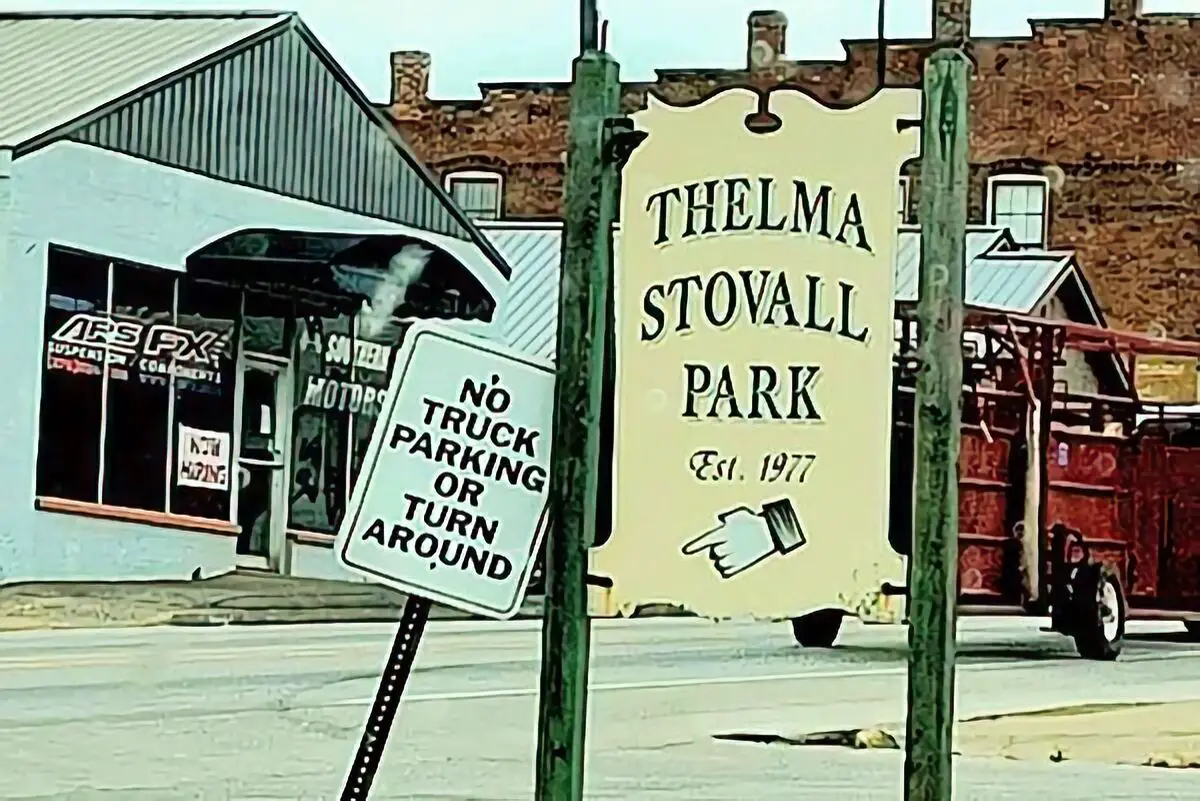 Thelma Stovall Park Campground In Munfordville, Kentucky Mammoth Cave National Park free campsites